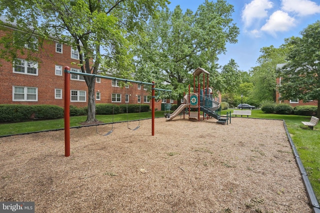6618 Boulevard Vw Unit C1, Alexandria, VA 22307 - community playground featuring a yard