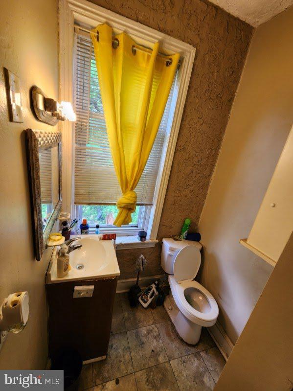 807 Spruce St, Camden, NJ 08103 - bathroom featuring toilet and vanity