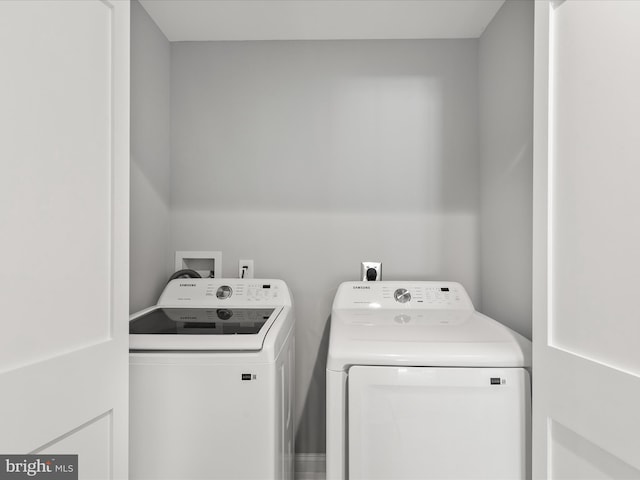 36986 Blue Teal Rd, Selbyville, DE 19975 - clothes washing area featuring laundry area and independent washer and dryer