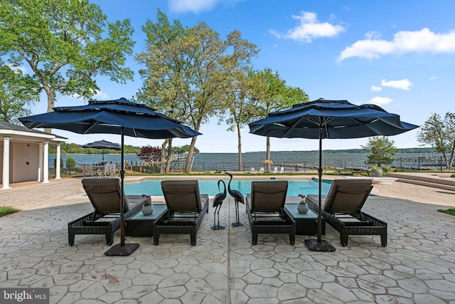285 Eagle Hill Rd, Pasadena, MD 21122 - view of patio / terrace with a fenced in pool and fence