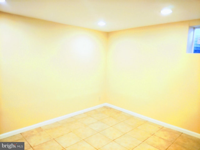 18478 Stone Holw, Germantown, MD 20874 - unfurnished room with baseboards and recessed lighting