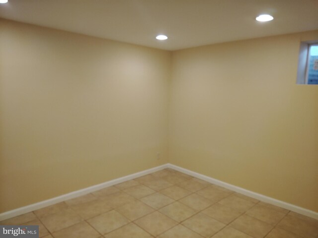 18478 Stone Holw, Germantown, MD 20874 - spare room with baseboards and recessed lighting