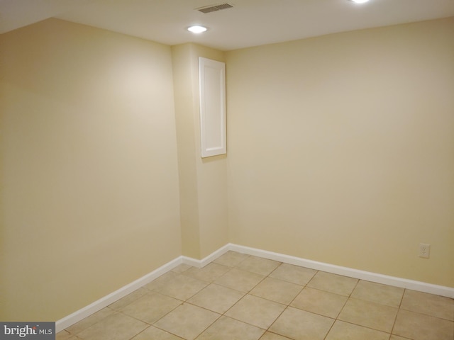 18478 Stone Holw, Germantown, MD 20874 - below grade area featuring visible vents, baseboards, and recessed lighting