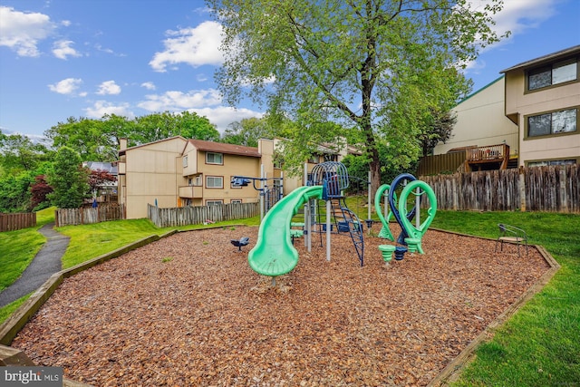 18478 Stone Holw, Germantown, MD 20874 - view of play area featuring a yard and fence