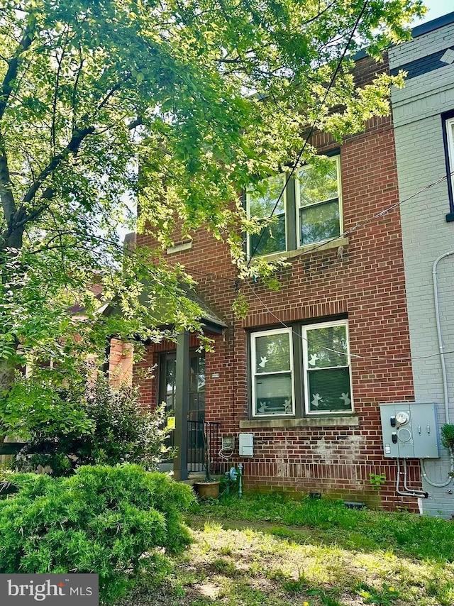 1435 S St SE, Washington, DC 20020 - back of house with brick siding