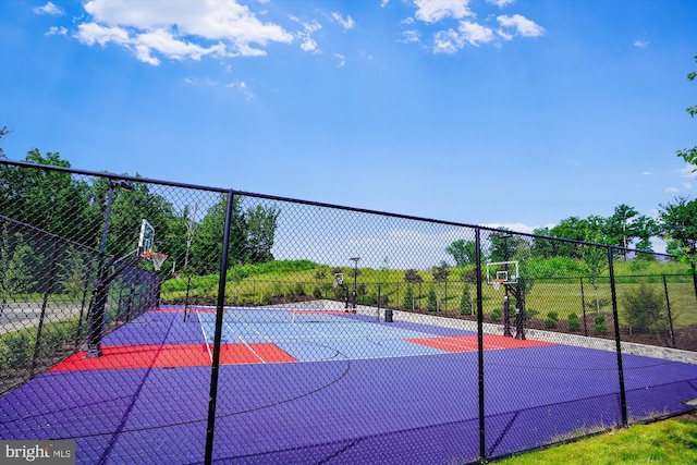 17438 Southern Shores Dr, Dumfries, VA 22026 - view of basketball court featuring community basketball court and fence