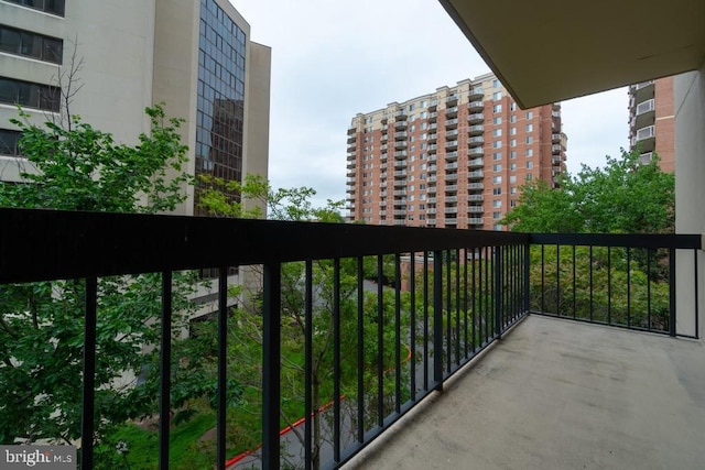 1211 S Eads St S Unit 401, Arlington, VA 22202 - view of balcony