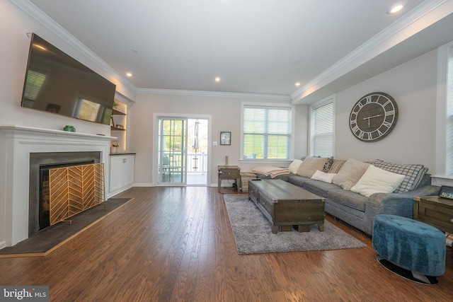 300 Rock Run Cir, Broomall, PA 19008 - living area featuring a fireplace, wood finished floors, baseboards, ornamental molding, and recessed lighting