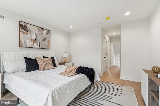 1104 N Bodine St, Philadelphia, PA 19123 - bedroom featuring baseboards, recessed lighting, light wood-style flooring, and visible vents