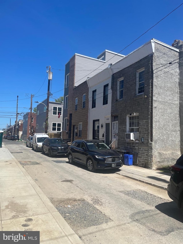 1321 S Dover St, Philadelphia, PA 19146 - exterior space
