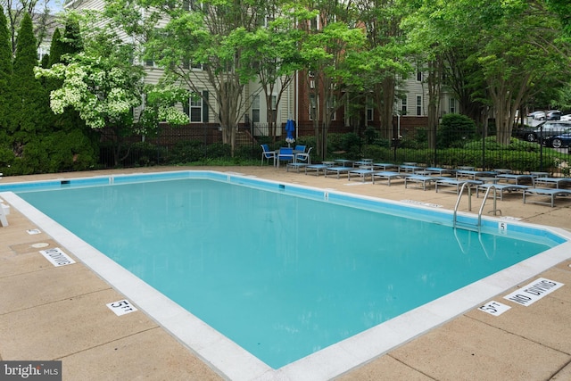 8878 Ashgrove House Ln, Vienna, VA 22182 - pool with fence