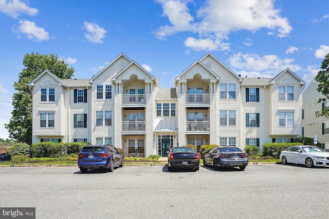 7524 Snowpea Ct Unit 9, Alexandria, VA 22306 - view of building exterior featuring uncovered parking