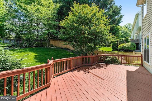5811 Valley Vw, Alexandria, VA 22310 - view of deck