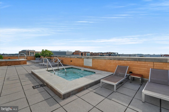475 K St NW Unit 817, Washington, DC 20001 - view of swimming pool featuring a patio, a hot tub, and fence