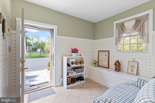sitting room featuring light tile patterned floors