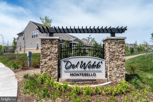 view of community / neighborhood sign