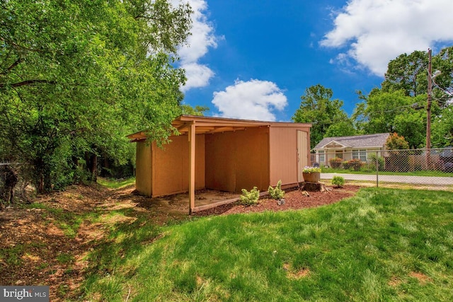 5018 Quimby Ave, Beltsville, MD 20705 - view of yard with an outbuilding