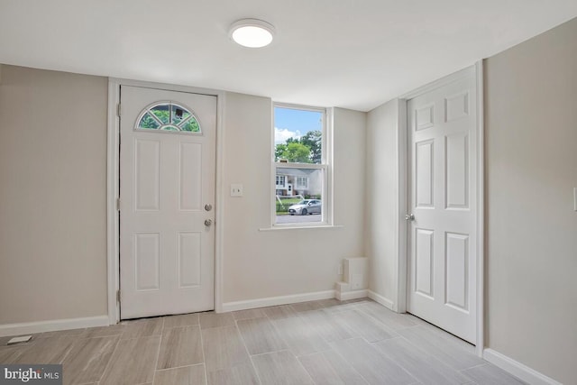 5018 Quimby Ave, Beltsville, MD 20705 - foyer entrance featuring baseboards