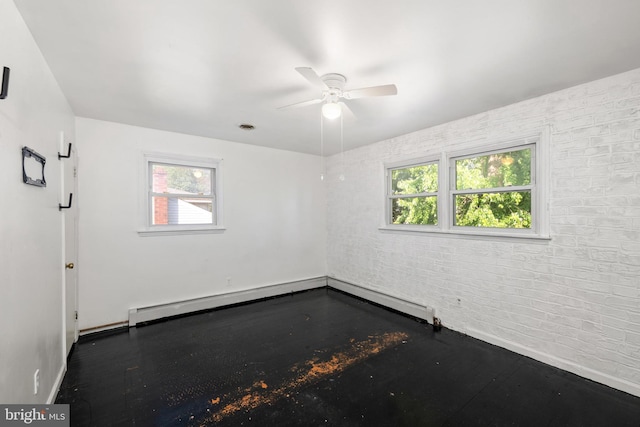 unfurnished room with plenty of natural light and ceiling fan