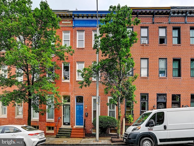 2122 E Lombard St E, Baltimore, MD 21231 - view of apartment building / complex