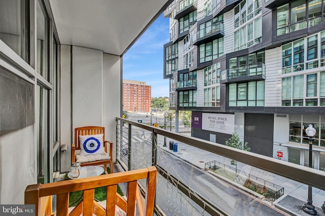 929 Florida Ave NW Unit 2001, Washington, DC 20001 - balcony with a city view