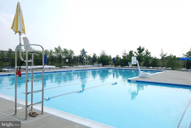 pool featuring fence