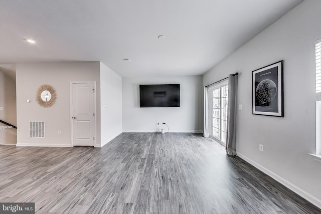 520 View Point Way, Fredericksburg, VA 22405 - unfurnished living room featuring wood finished floors and baseboards
