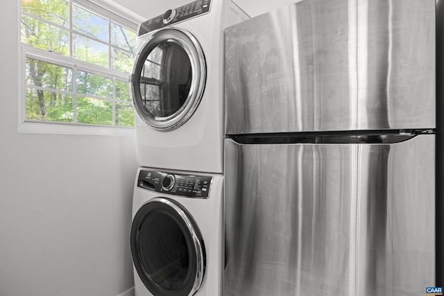 28 Begum Rd, Palmyra, VA 22963 - laundry area with stacked washer and dryer and laundry area