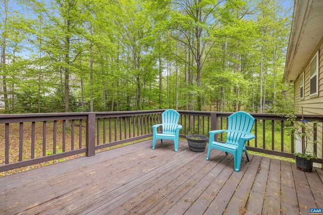 28 Begum Rd, Palmyra, VA 22963 - view of wooden terrace