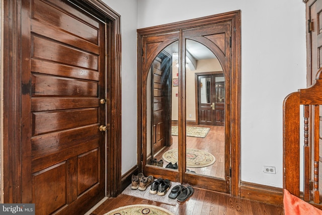 5217 Greene St, Philadelphia, PA 19144 - foyer entrance featuring baseboards and hardwood / wood-style flooring