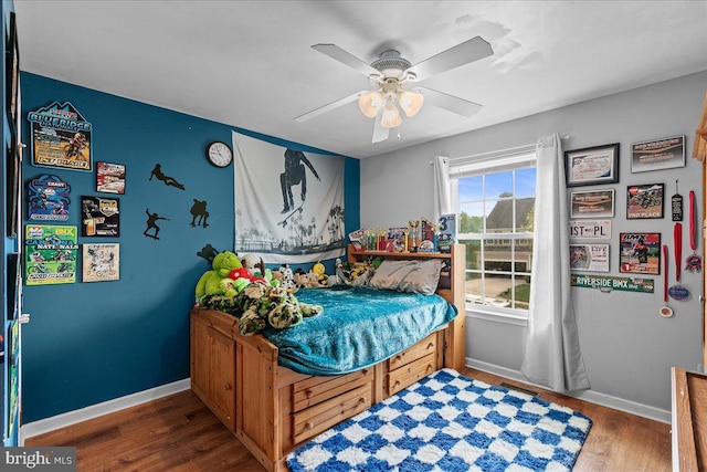 10 Warbler Ct, Stafford, VA 22554 - bedroom featuring baseboards, ceiling fan, and wood finished floors