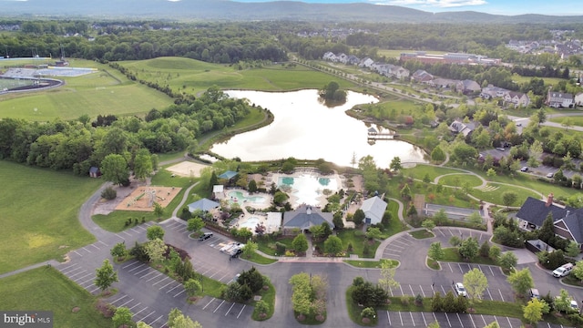40918 White Clover Ln, Aldie, VA 20105 - aerial overview of property's location with a large body of water