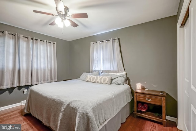 20 Aspen Dr, Pennsville, NJ 08070 - bedroom featuring a closet, baseboards, ceiling fan, and wood finished floors