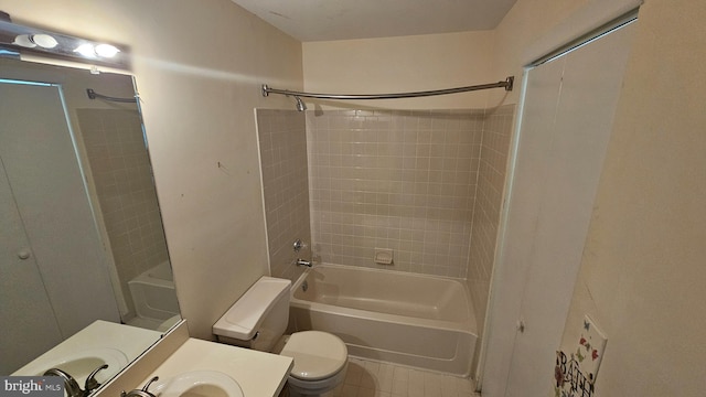 815 Ravens Crest Dr, Plainsboro, NJ 08536 - bathroom featuring washtub / shower combination, vanity, and toilet