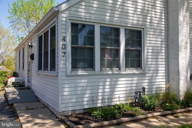 view of home's exterior