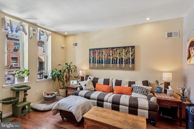 538 Moore St, Philadelphia, PA 19148 - living room featuring recessed lighting, baseboards, visible vents, and wood finished floors