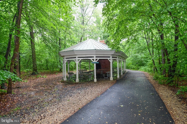 130 Great Lake Dr, Annapolis, MD 21403 - surrounding community featuring a gazebo, a forest view, and asphalt driveway