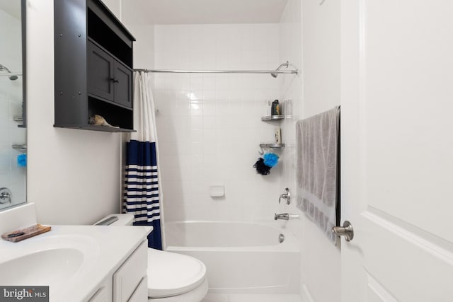 10424 Ratcliffe Trl, Manassas, VA 20110 - bathroom with shower / bathtub combination with curtain, toilet, and vanity