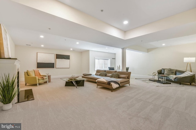 living area with carpet floors, recessed lighting, and baseboards
