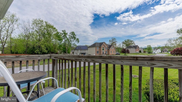 11400 Rolling Green Pl, Hagerstown, MD 21742 - balcony featuring a residential view