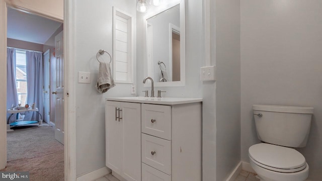 11400 Rolling Green Pl, Hagerstown, MD 21742 - half bathroom with toilet, baseboards, and vanity