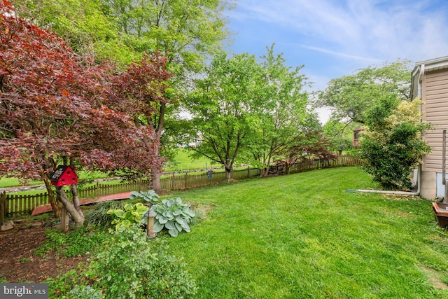 9033 Allington Manor Cir W, Frederick, MD 21703 - view of yard with a fenced backyard