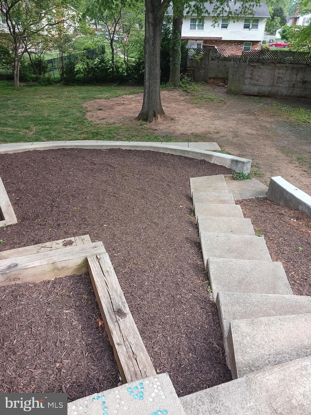 view of yard featuring fence