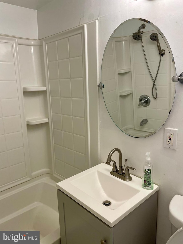 11352 Cherry Hill Rd Unit 1Y304, Beltsville, MD 20705 - full bath featuring toilet,  shower combination, and vanity