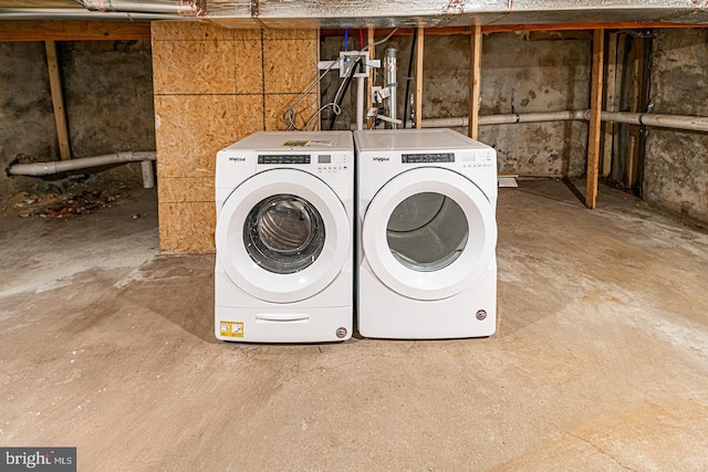 5412 Chancellor St, Philadelphia, PA 19139 - clothes washing area featuring separate washer and dryer and laundry area