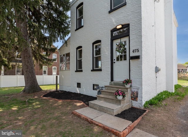 475 Farmington Ave, Pottstown, PA 19464 - property entrance with fence