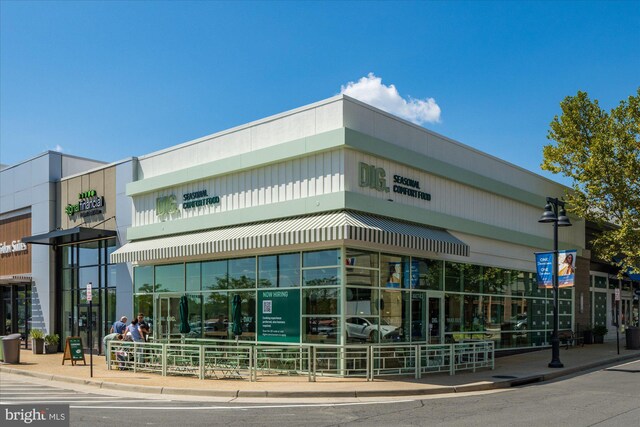 20790 Duxbury Ter, Ashburn, VA 20147 - view of commercial location