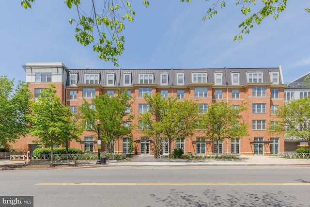 1391 Pennsylvania Ave SE Unit 542, Washington, DC 20003 - view of apartment building / complex