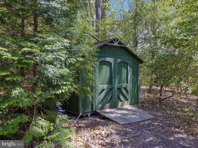 8283 Waterford Mill Ct, Pasadena, MD 21122 - view of shed