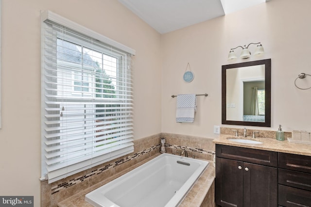 5229 Woodleaf Ct, Centreville, VA 20120 - full bath featuring a garden tub and vanity
